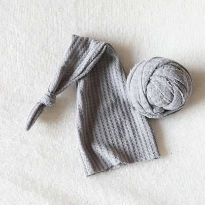 Newborn Props Photographic Caps Are Matched With Baby Boy Onesies